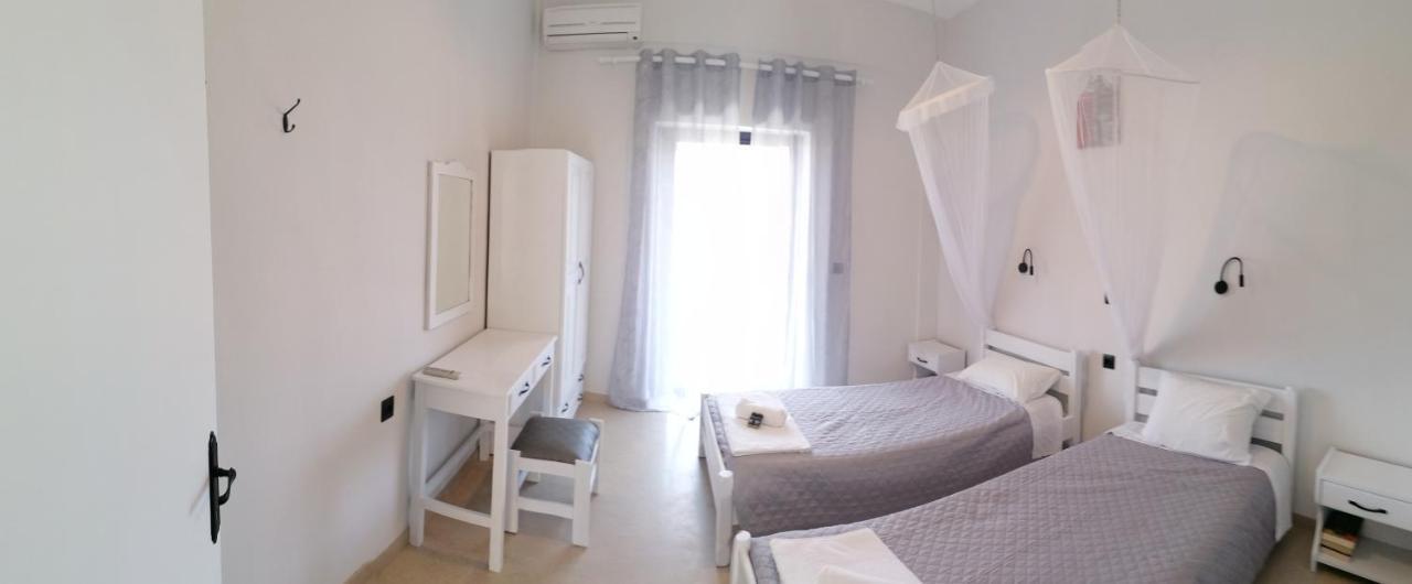 Makis Apartments Arillas Agiou Georgiou Esterno foto