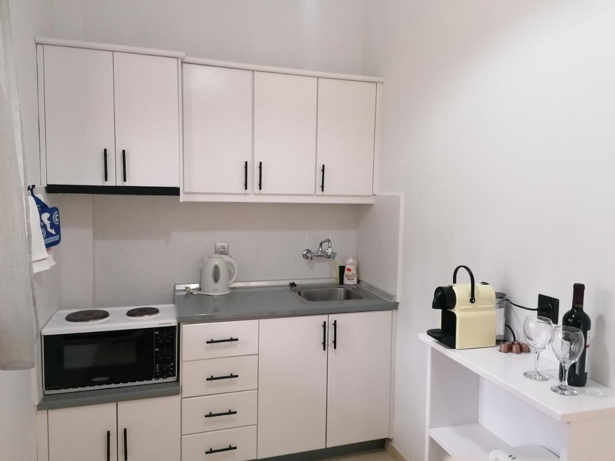 Makis Apartments Arillas Agiou Georgiou Esterno foto